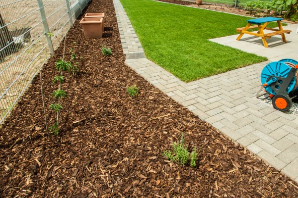 mulch installation near me in the valley